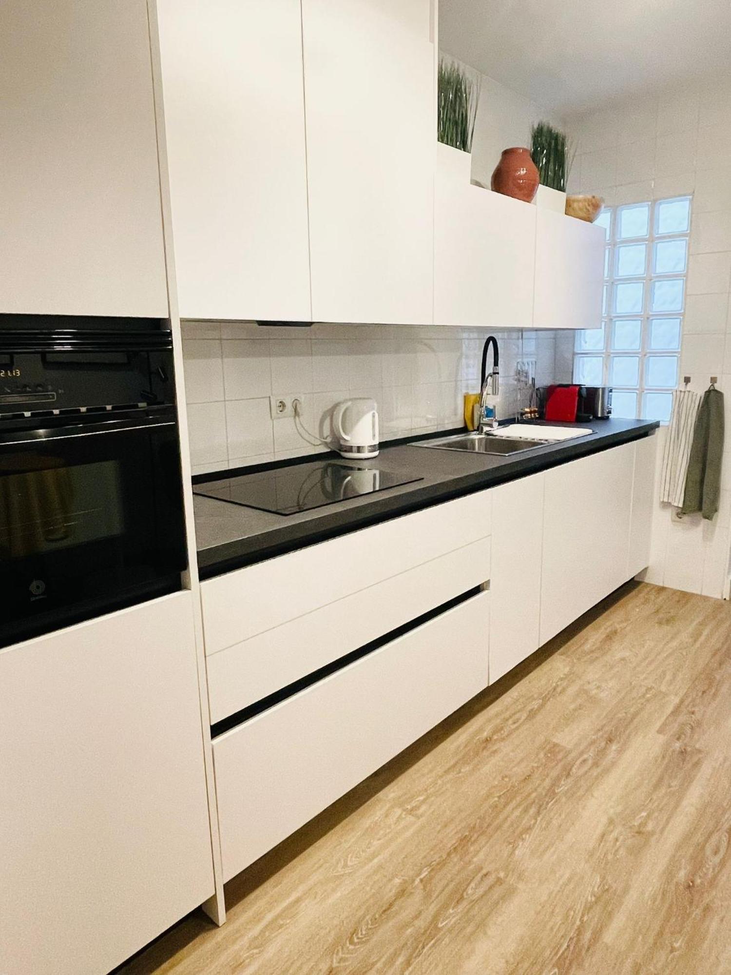 Apartamentos Familiares Puerto Nova Картахена Екстериор снимка